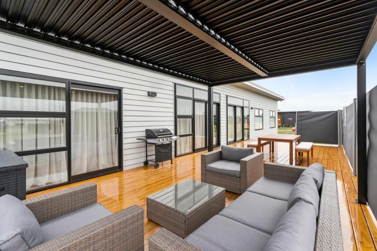 Pride Of Pinot - Martinborough Holiday Home מראה חיצוני תמונה